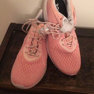 Pink Adidas size 8, fun flirty sporty. Like new.